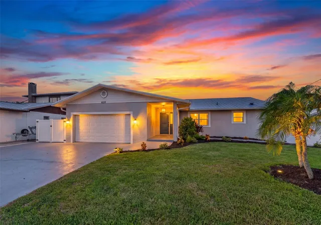 Photo 3 of Single family home for sale at 4219 2nd Avenue Ne, Bradenton, FL 34208 | MLS# A4707928 | Listing updated on 2026-09-30