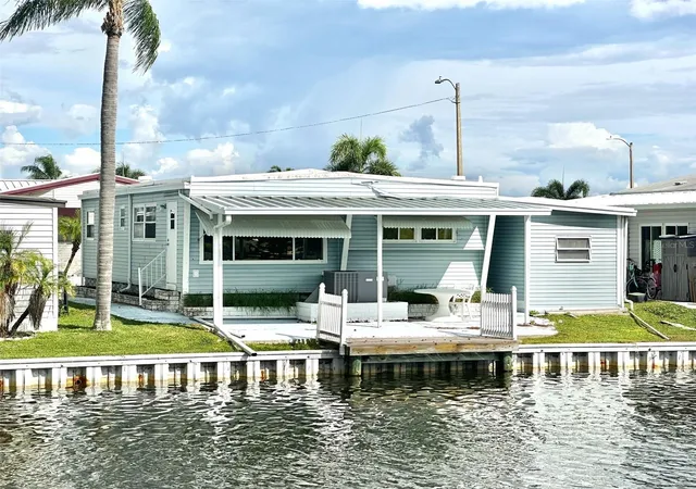 Photo 2 of Manufactured home for sale at 11022 100th Way #76, Largo, FL 33773 | MLS# TB8553490 | Listing updated on 2026-10-04