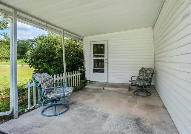 Photo 2 of Manufactured home for sale at 309 Sheerwood Dr, Lady Lake, FL 32159 | MLS# OM733143 | Listing updated on 2026-09-30