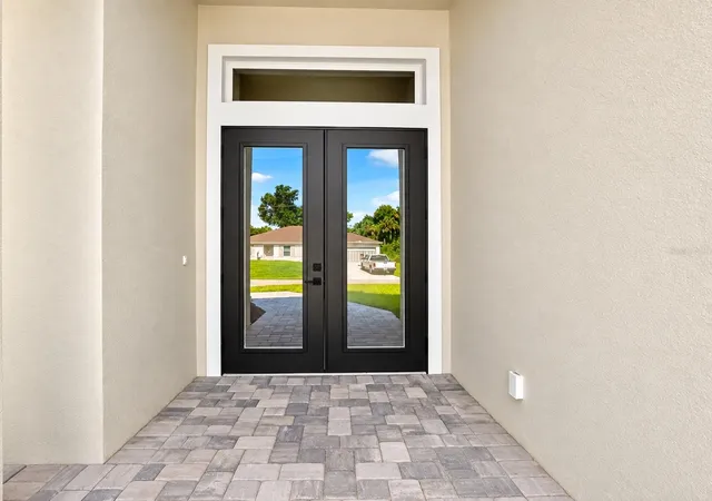 Photo 4 of Single family home for sale at 1392 New London St, North Port, FL 34288 | MLS# A4707929 | Listing updated on 2026-10-07