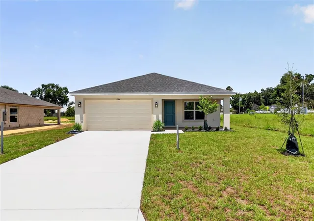 Photo 1 of Single family home for sale at 437 Alvina Ave, Lake Wales, FL 33853 | MLS# TB8553500 | Listing updated on 2026-10-02