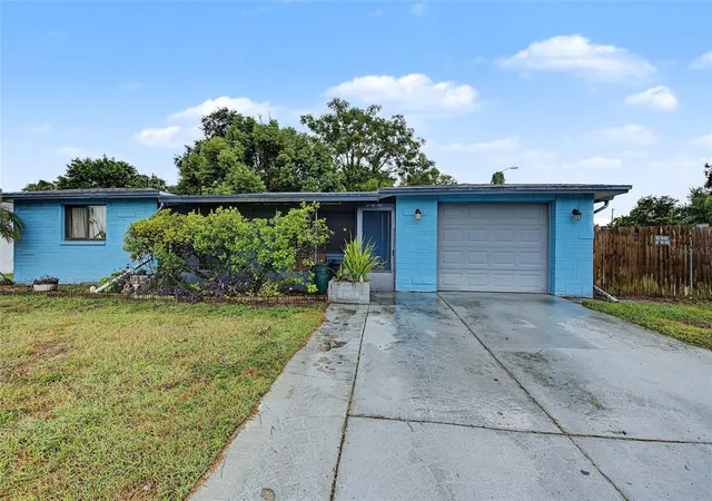 Photo 1 of Single family home for sale at 7234 Ashwood Dr, Port Richey, FL 34668 | MLS# W7889951 | Listing updated on 2026-10-03