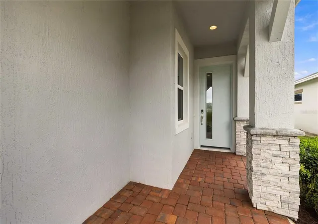 Photo 4 of Single family home for sale at 5031 Dancy Ln, Saint Cloud, FL 34772 | MLS# S5158568 | Listing updated on 2026-10-07