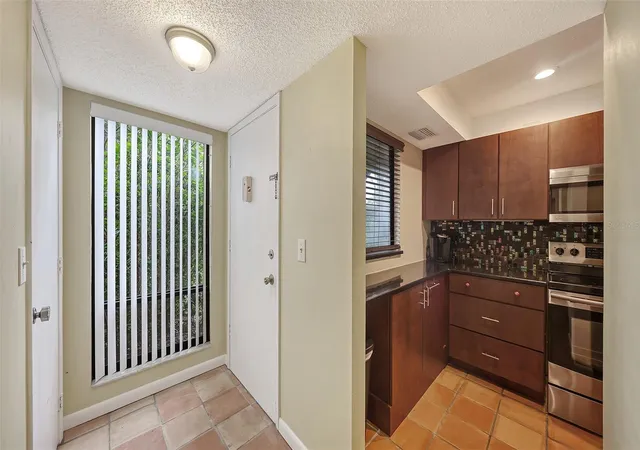 Photo 1 of Condo for sale at 1708 Glenhouse Dr #314, Sarasota, FL 34231 | MLS# A4707932 | Listing updated on 2026-10-08