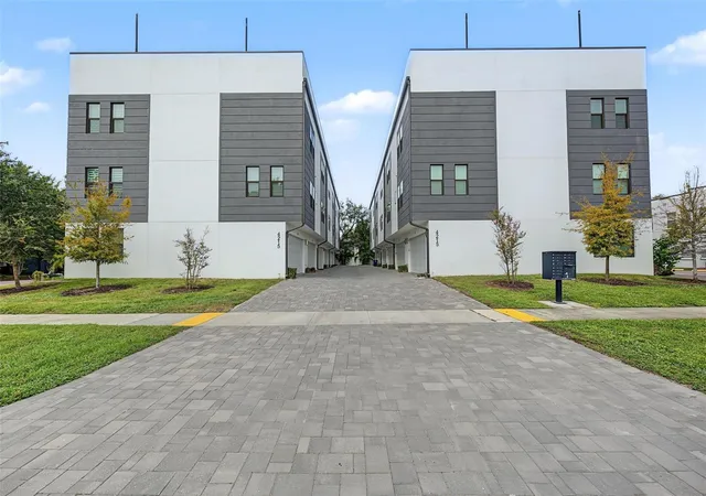 Townhouse for sale at 4215 W N A St #9, TAMPA, FL 33609 | MLS# TB8553508
