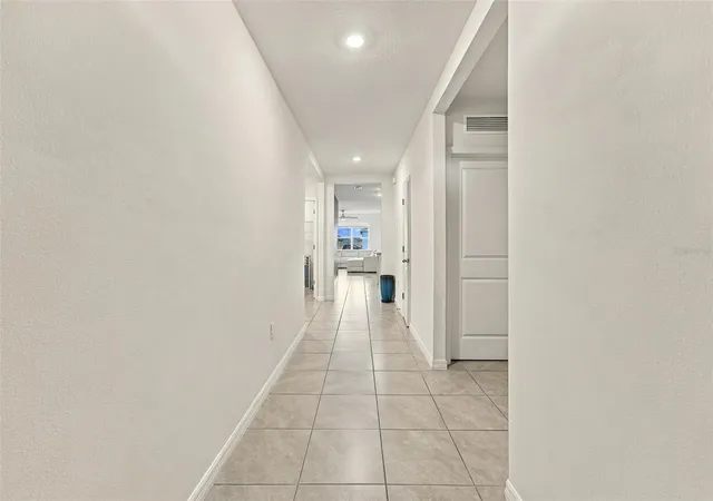 Photo 3 of Single family home for sale at 4171 Basinside Ct, Sanford, FL 32771 | MLS# O6446113 | Listing updated on 2026-10-08