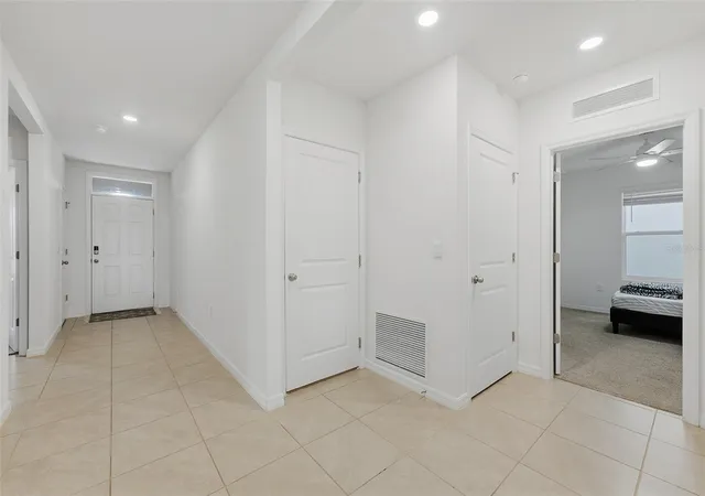 Photo 4 of Single family home for sale at 4171 Basinside Ct, Sanford, FL 32771 | MLS# O6446113 | Listing updated on 2026-10-08