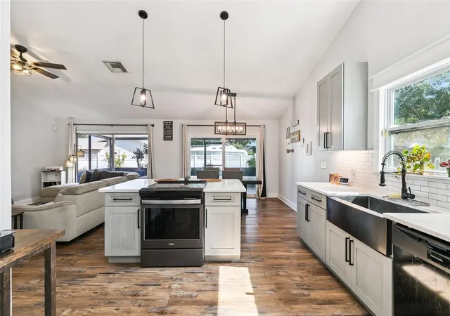 Photo 4 of Single family home for sale at 2167 Monastery Cir, Orlando, FL 32822 | MLS# O6446118 | Listing updated on 2026-10-08