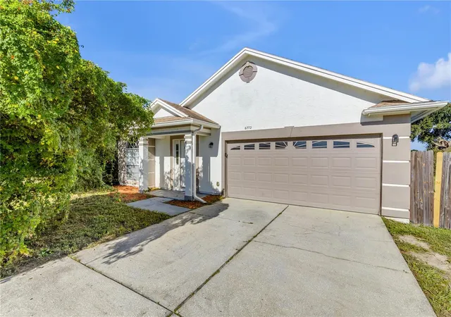 Photo 2 of Single family home for sale at 6772 Callie Rd, Orlando, FL 32818 | MLS# V4951584 | Listing updated on 2026-10-02