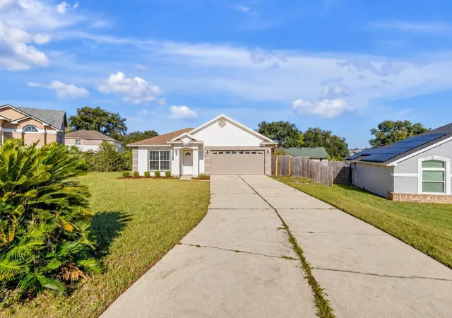 Photo 3 of Single family home for sale at 6772 Callie Rd, Orlando, FL 32818 | MLS# V4951584 | Listing updated on 2026-10-02