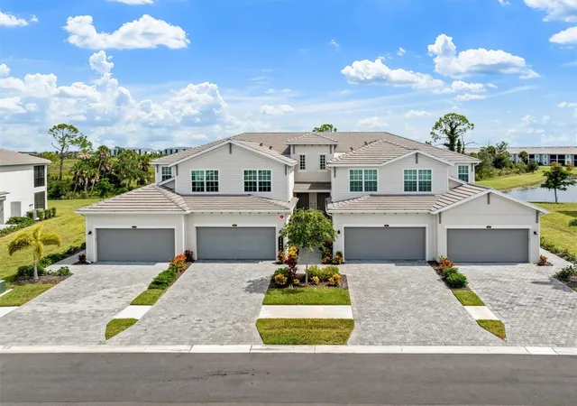 Condo for sale at 17640 Boracay Ct #201, VENICE, FL 34293 | MLS# D6148985