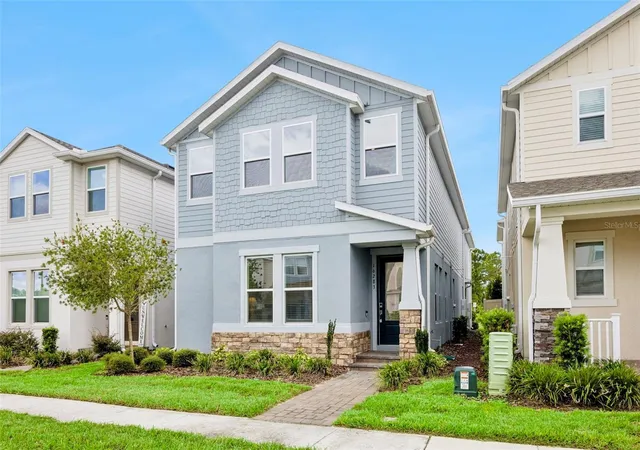 Photo 2 of Single family home for sale at 16283 Honey Harvest St, Winter Garden, FL 34787 | MLS# O6446119 | Listing updated on 2026-10-15