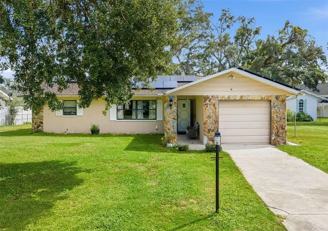 Photo 1 of Single family home for sale at 2262 Ancho Ave, Spring Hill, FL 34608 | MLS# TB8553515 | Listing updated on 2026-10-06