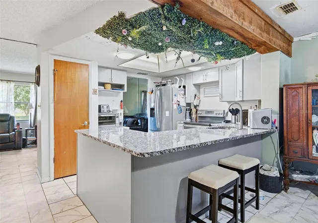 Photo 3 of Single family home for sale at 2262 Ancho Ave, Spring Hill, FL 34608 | MLS# TB8553515 | Listing updated on 2026-10-06