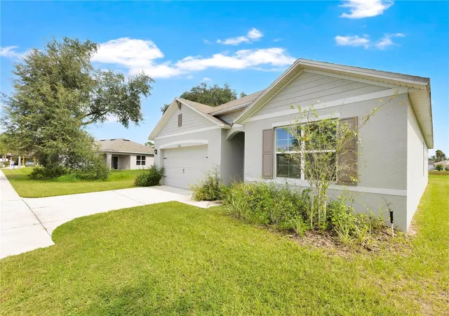 Photo 2 of Single family home for sale at 658 Cotulla Dr, Kissimmee, FL 34758 | MLS# O6446122 | Listing updated on 2026-10-06