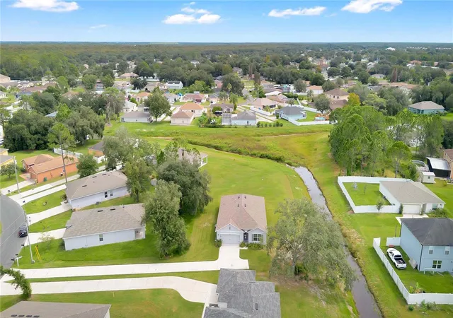 Photo 3 of Single family home for sale at 658 Cotulla Dr, Kissimmee, FL 34758 | MLS# O6446122 | Listing updated on 2026-10-06