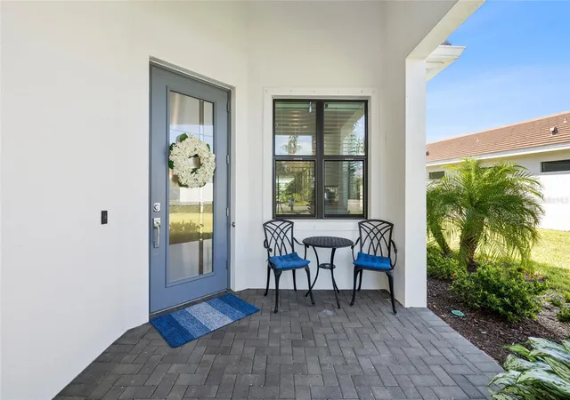 Photo 4 of Single family home for sale at 5265 Barnett Cir, Bradenton, FL 34211 | MLS# A4707944 | Listing updated on 2026-10-08