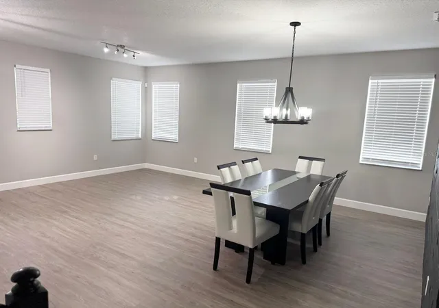 Photo 4 of Single family home for sale at 10313 Stratford Pointe Ave, Orlando, FL 32832 | MLS# S5158569 | Listing updated on 2026-10-10