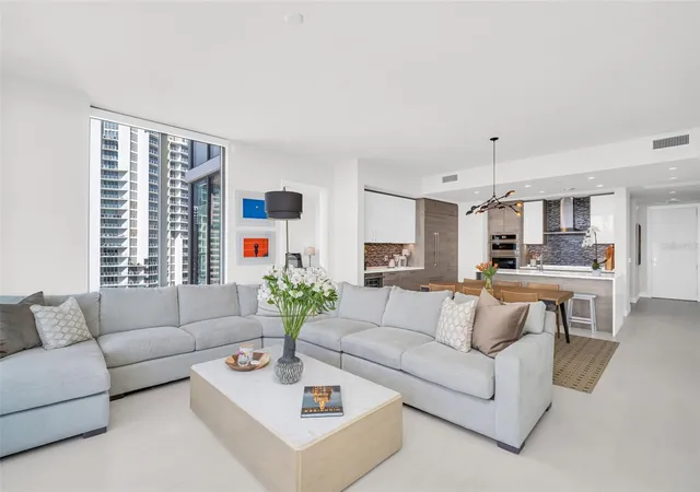 Photo 3 of Condo for sale at 301 1st Street S #2105, Saint Petersburg, FL 33701 | MLS# TB8553523 | Listing updated on 2026-10-09