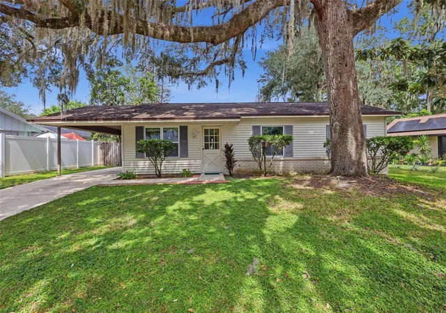 Photo 2 of Single family home for sale at 711 Thistle Pl, Winter Springs, FL 32708 | MLS# V4951586 | Listing updated on 2026-10-02