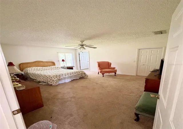 Photo 4 of Single family home for sale at 68 Baltimore Ln, Palm Coast, FL 32137 | MLS# O6446126 | Listing updated on 2026-10-01