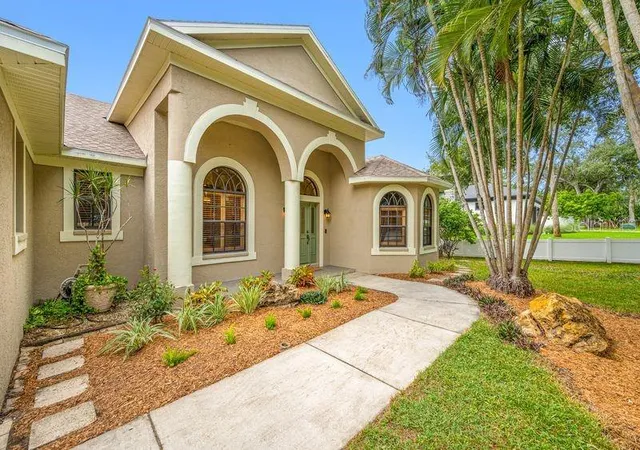 Photo 3 of Single family home for sale at 114 Irwin St E, Safety Harbor, FL 34695 | MLS# TB8553537 | Listing updated on 2026-10-07