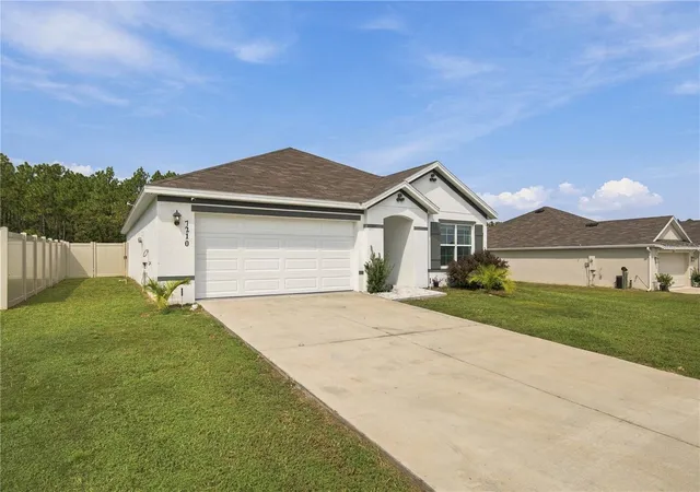 Photo 3 of Single family home for sale at 7210 Sw 136th Lane, Ocala, FL 34473 | MLS# OM733154 | Listing updated on 2026-10-19