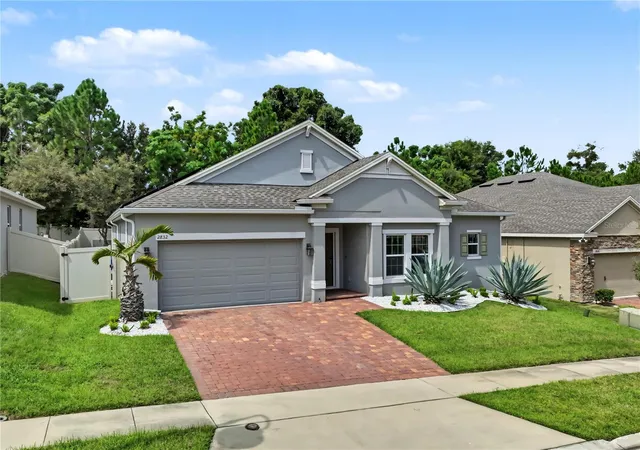 Photo 2 of Single family home for sale at 2832 Sugar Magnolia Dr, Ocoee, FL 34761 | MLS# O6446132 | Listing updated on 2026-10-07