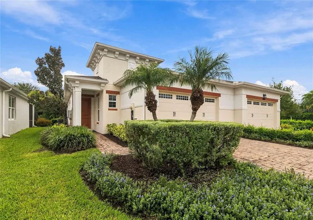 Photo 3 of Single family home for sale at 2457 Dream Home Ct, Saint Cloud, FL 34772 | MLS# S5158573 | Listing updated on 2026-10-07