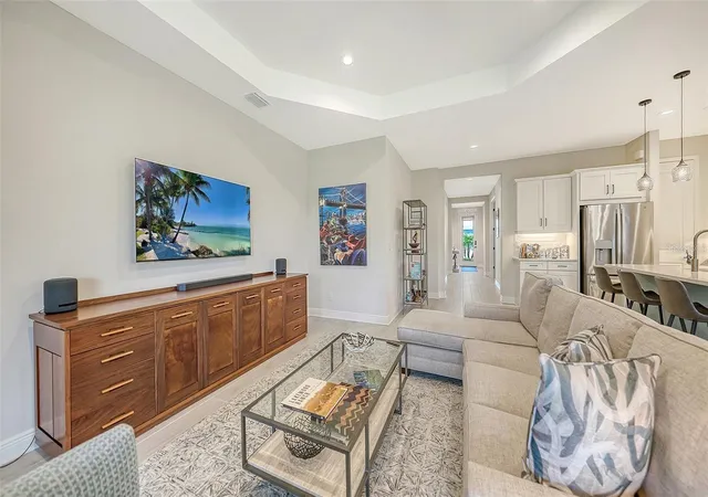 Photo 4 of Single family home for sale at 2550 Wild Cherry Path, Sarasota, FL 34240 | MLS# A4707955 | Listing updated on 2026-10-03