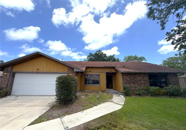 Photo 1 of Single family home for sale at 824 Black Duck Dr, Port Orange, FL 32127 | MLS# O6446139 | Listing updated on 2026-10-01