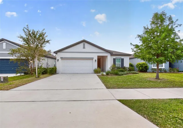 Photo 3 of Single family home for sale at 2008 Buckhanon Trl, Deland, FL 32720 | MLS# O6446140 | Listing updated on 2026-10-04