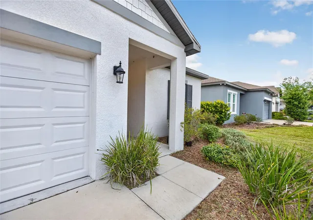 Photo 3 of Single family home for sale at 2008 Buckhanon Trl, Deland, FL 32720 | MLS# O6446140 | Listing updated on 2026-10-04