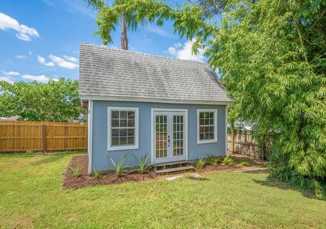 Photo 3 of Single family home for sale at 2223 Arch Mcdonald Dr, Dover, FL 33527 | MLS# TB8553546 | Listing updated on 2026-10-03