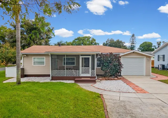 Photo 1 of Single family home for sale at 5291 43rd Avenue N, Saint Petersburg, FL 33709 | MLS# TB8553550 | Listing updated on 2026-10-03
