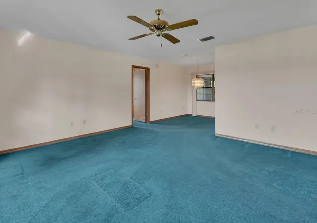 Photo 1 of Single family home for sale at 135 E Iris Dr, Orange City, FL 32763 | MLS# V4951588 | Listing updated on 2026-10-05