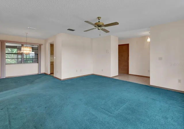Photo 2 of Single family home for sale at 135 E Iris Dr, Orange City, FL 32763 | MLS# V4951588 | Listing updated on 2026-10-05