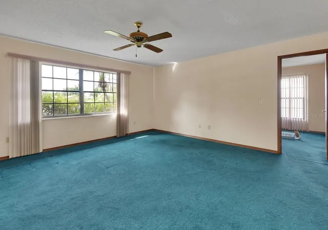 Photo 4 of Single family home for sale at 135 E Iris Dr, Orange City, FL 32763 | MLS# V4951588 | Listing updated on 2026-10-05
