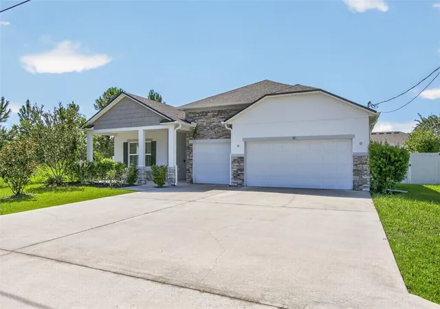 Photo 3 of Sale Pending at 21 Lancelot Dr, Palm Coast, FL 32137 | MLS# V4951589 | Listing updated on 2026-10-18