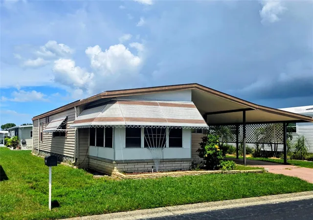 Photo 3 of Manufactured home for sale at 12501 Ulmerton Rd #160, Largo, FL 33774 | MLS# TB8553553 | Listing updated on 2026-10-03