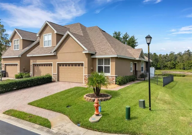 Photo 3 of Sale Pending at 6381 Torrington Cir, Lakeland, FL 33811 | MLS# P4940039 | Listing updated on 2026-10-05