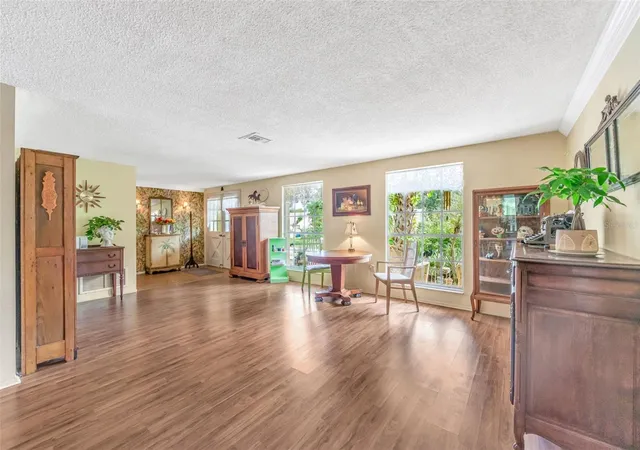 Photo 4 of Single family home for sale at 1202 Royal Oak Dr, Dunedin, FL 34698 | MLS# TB8553560 | Listing updated on 2026-10-08
