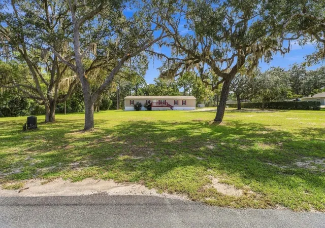 Photo 2 of Manufactured home for sale at 7045 S Spartan Ave, Homosassa, FL 34446 | MLS# W7889955 | Listing updated on 2026-10-02