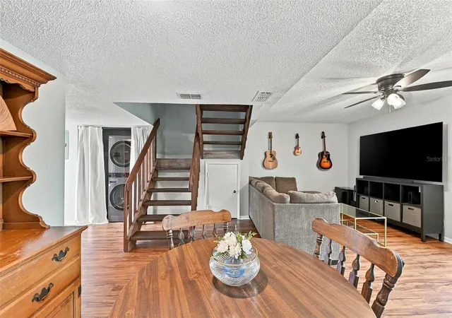 Photo 4 of Townhouse for sale at 1514 Chateaux De Ville Ct, Clearwater, FL 33764 | MLS# TB8553563 | Listing updated on 2026-10-02