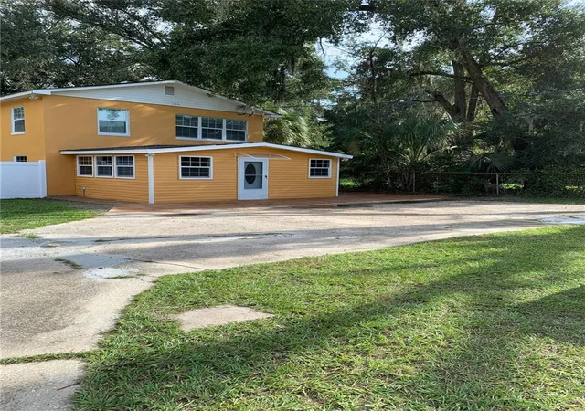 Photo 3 of House for sale at 1724 Helena St, Jacksonville, FL 32208 | MLS# FC321800 | Listing updated on 2026-10-01