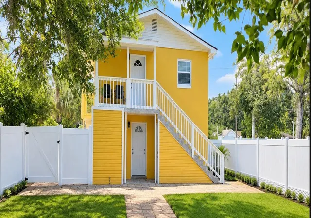 Photo 4 of House for sale at 1724 Helena St, Jacksonville, FL 32208 | MLS# FC321800 | Listing updated on 2026-10-01