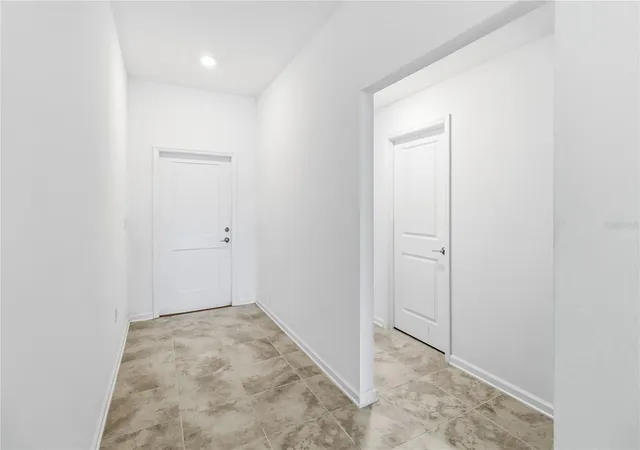 Photo 3 of Single family home for sale at 301 Pineywoods St, Saint Cloud, FL 34772 | MLS# O6446159 | Listing updated on 2026-10-06
