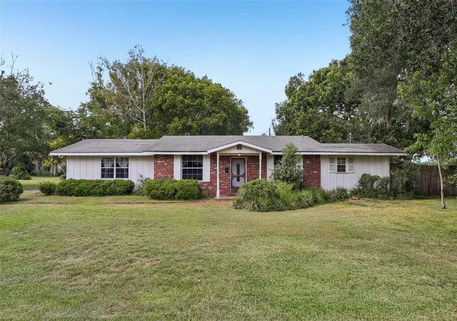 Single family home for sale at 206 SE 28th Avenue, OCALA, FL 34471 | MLS# O6446161
