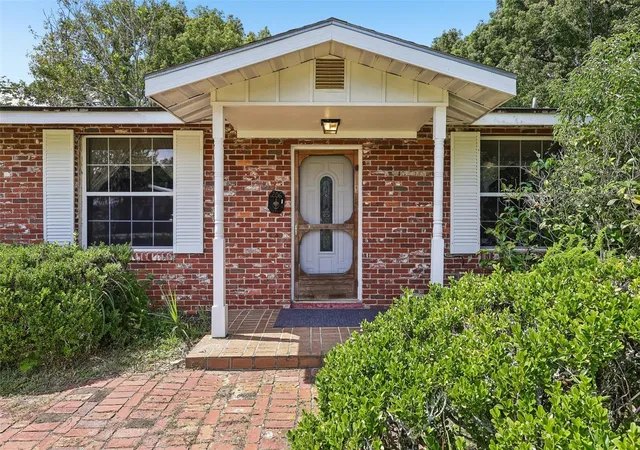 Photo 2 of Single family home for sale at 206 SE 28th Avenue, Ocala, FL 34471 | MLS# O6446161 | Listing updated on 2026-10-06