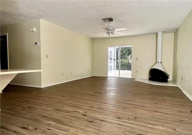 Photo 4 of House for sale at 8071 W Homosassa Trl, Homosassa, FL 34448 | MLS# OM733162 | Listing updated on 2026-10-05